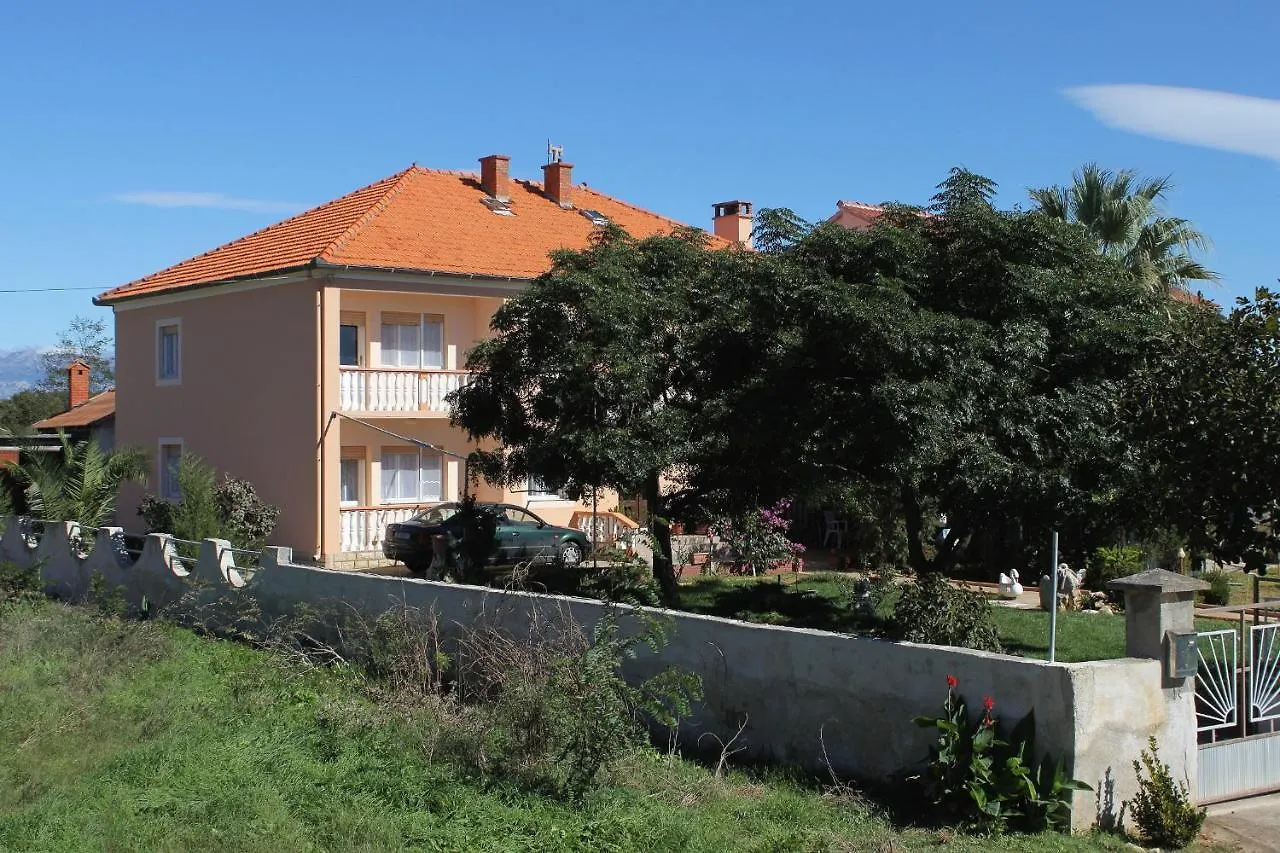 Apartments For Families With Children Privlaka, Zadar - 5747