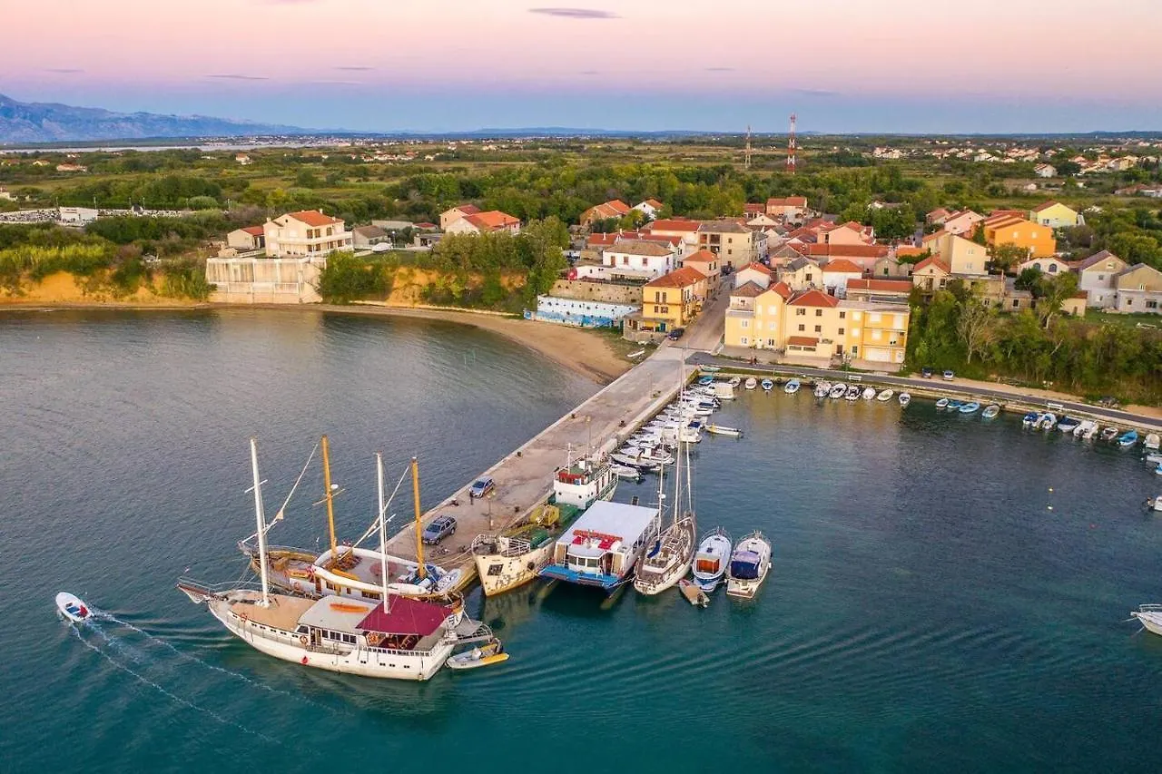Apartments For Families With Children Privlaka, Zadar - 5747