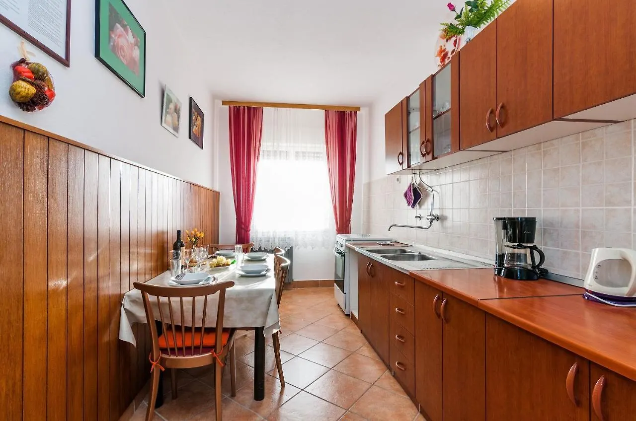 Apartments For Families With Children Privlaka, Zadar - 5747