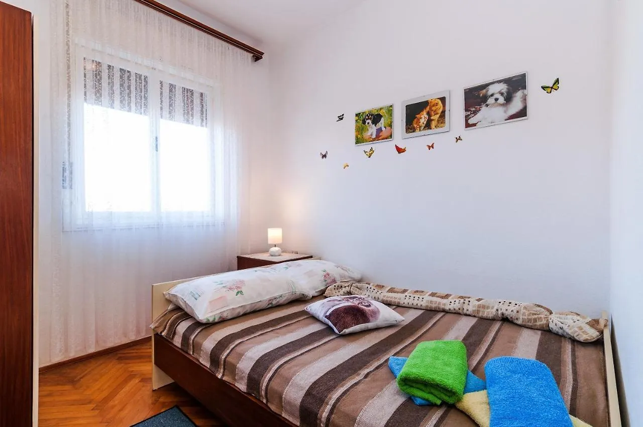 Apartments For Families With Children Privlaka, Zadar - 5747