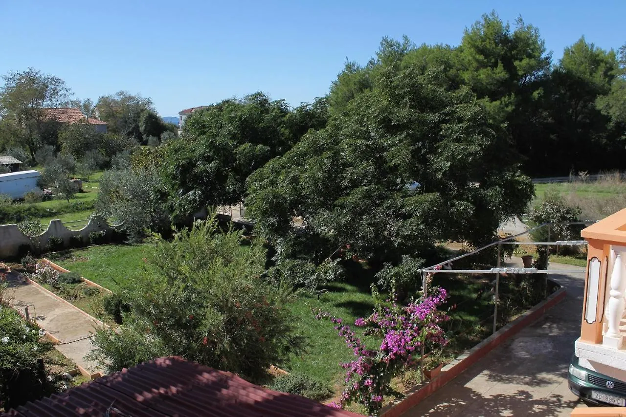 Apartments For Families With Children Privlaka, Zadar - 5747  Privlaka (Zadar)